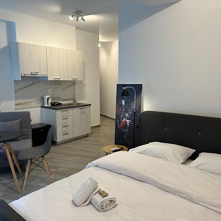 Brand New Studios Ipm1-2-3-4 Лариса Екстер'єр фото